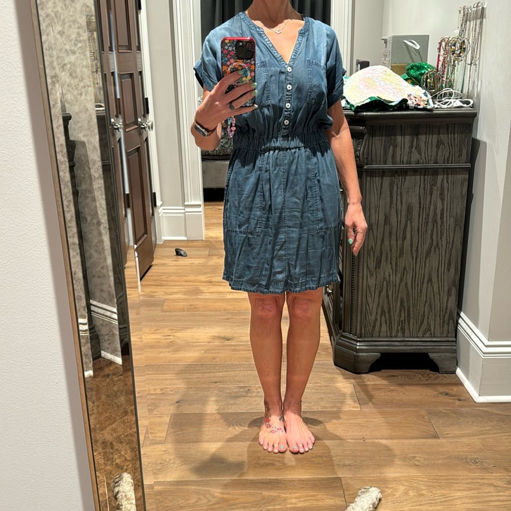 Carve denim dress with elastic waist and side pockets size M